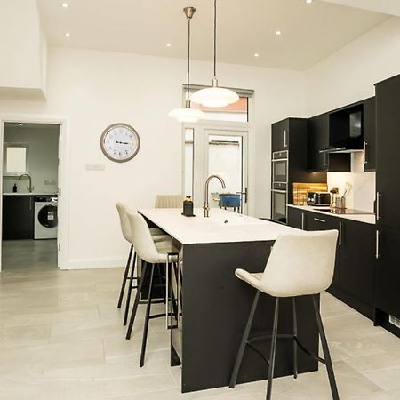 Luxury Central 4 Bdr House By Belfast City Breaks エクステリア 写真