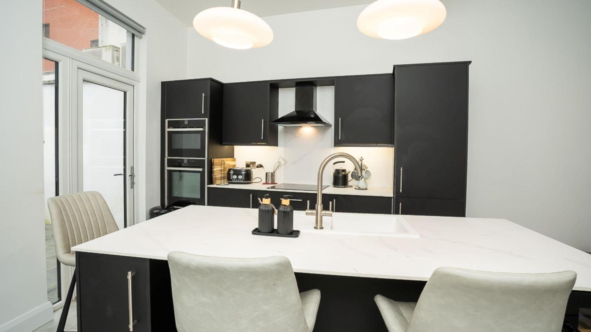 Luxury Central 4 Bdr House By Belfast City Breaks エクステリア 写真